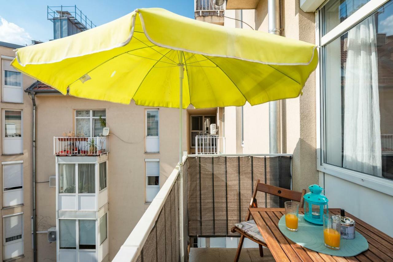 Rakoczi Apartments Budapeste Exterior foto