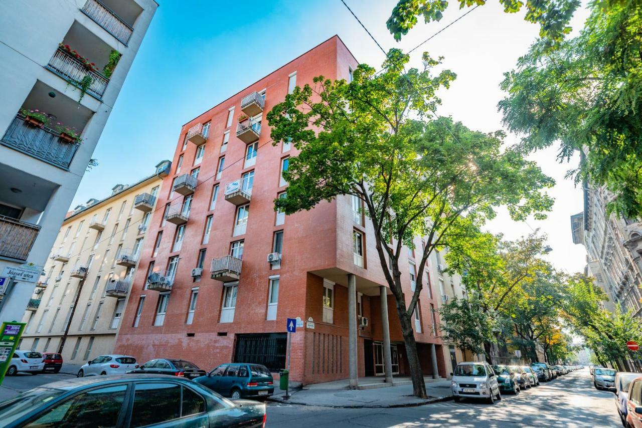 Rakoczi Apartments Budapeste Exterior foto